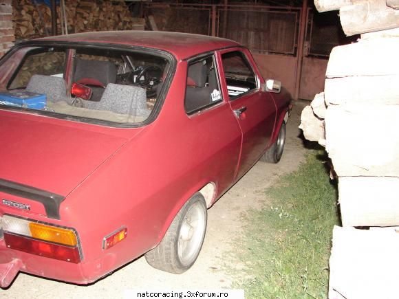 vand jante renault alpine , cu trei gauri, cu cauciucuri dunlop sp sport 2000 de aliaj foarte usoare